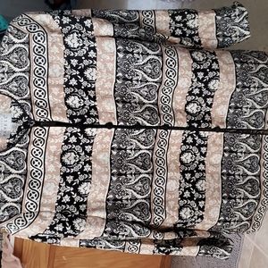 Adrianna Papell 🥳